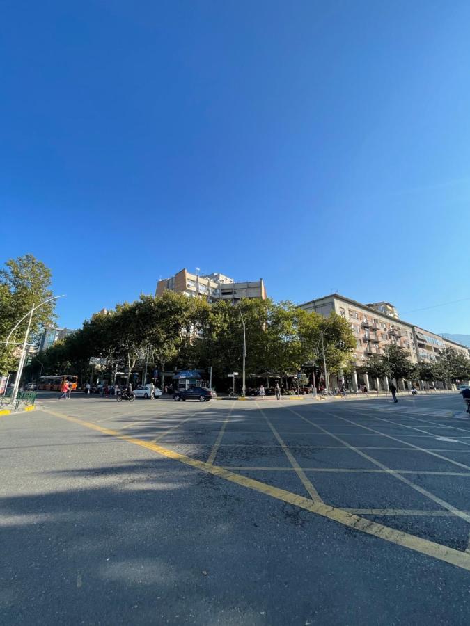 Apartment Centre View New Bazaar Tirana Exterior foto